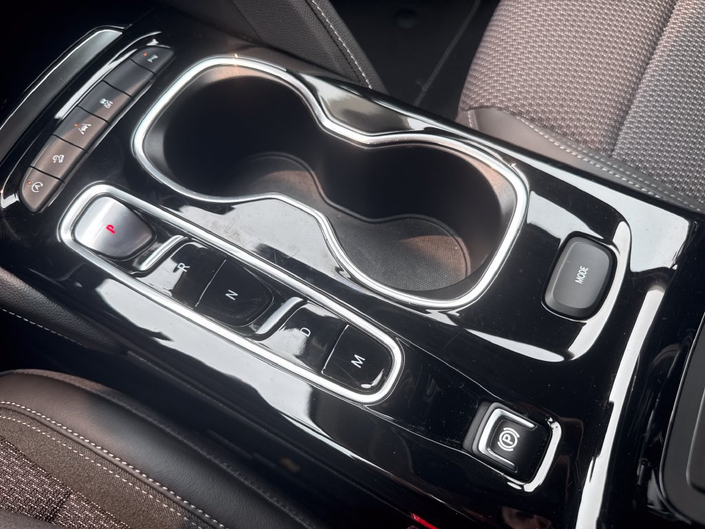 Certified 2023 Buick Envision Preferred AWD/4WD image 26