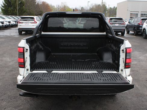 Used 2023 Nissan Frontier SV w/ Midnight Edition Package AWD/4WD image 7