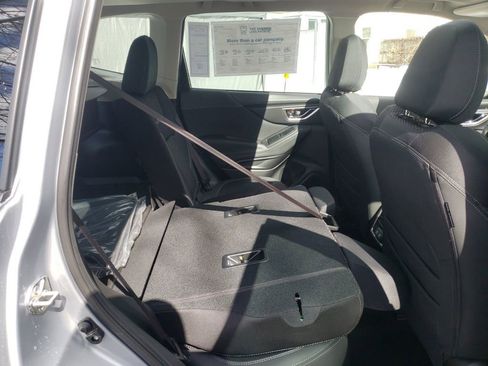 Used 2023 Subaru Forester Premium image 36