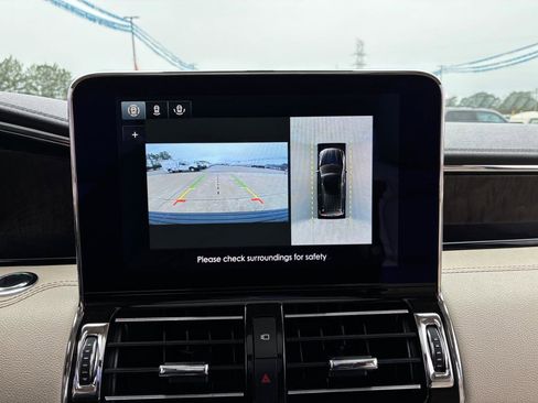 Used 2020 Lincoln Navigator L Reserve w/ Luxury Package image 24