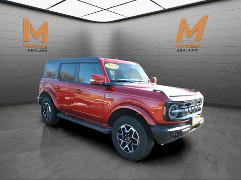 Used 2024 Ford Bronco Outer Banks AWD/4WD image 5