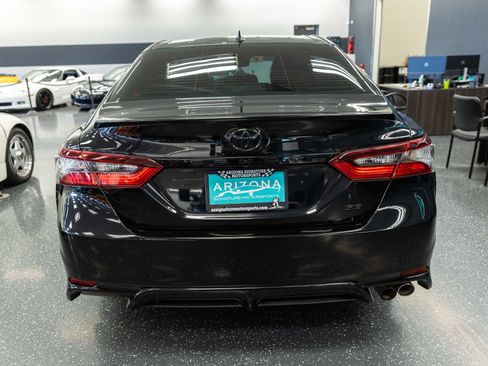 Used 2021 Toyota Camry SE w/ Carpet Mat Package (TMS) FWD image 7