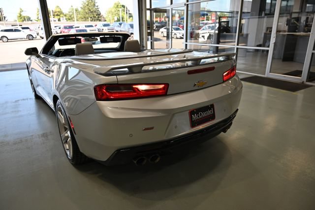 Used 2017 Chevrolet Camaro SS RWD image 6