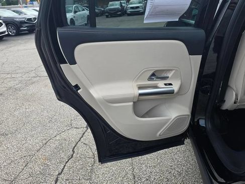 Certified 2025 Mercedes-Benz GLA 250 4MATIC image 15