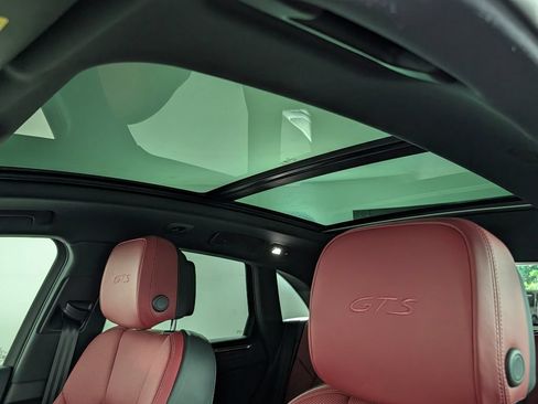 New 2026 Porsche Macan GTS AWD/4WD image 30