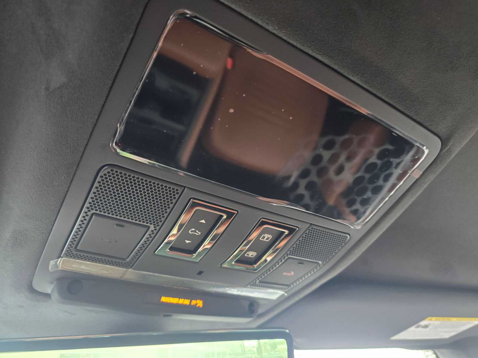 New 2026 Land Rover Defender 110 OCTA AWD/4WD image 34