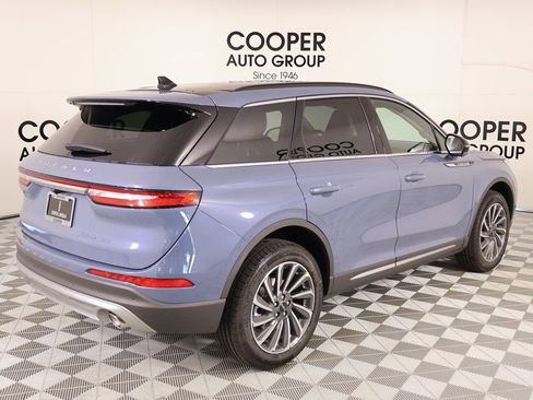 New 2026 Lincoln Corsair Reserve image 22