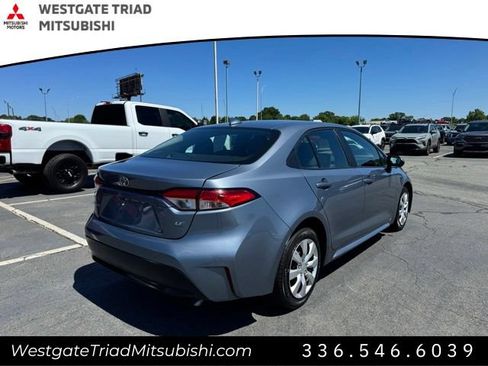Used 2023 Toyota Corolla LE FWD image 4