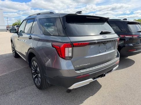 Used 2025 Ford Explorer Platinum w/ LUX Leather Package AWD/4WD image 10