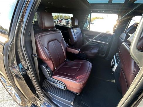 Used 2024 Ford Expedition Max Limited image 25