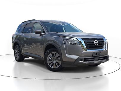 Certified 2025 Nissan Pathfinder SV