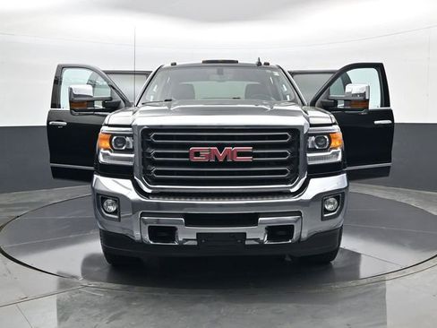 Used 2019 GMC Sierra 3500 SLT image 31