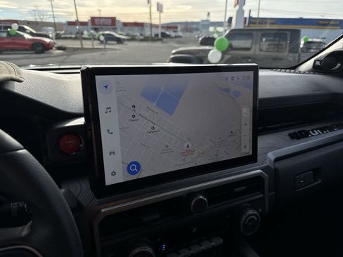 Used 2025 Toyota 4Runner TRD Off-Road Premium image 17