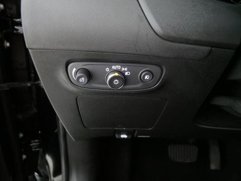 Used 2023 Buick Encore GX Select w/ Sport Touring Package AWD/4WD image 26