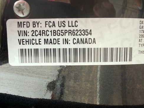 Used 2023 Chrysler Pacifica Touring-L image 47