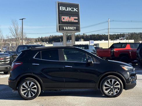 Used 2022 Buick Encore Preferred w/ Safety Package image 4