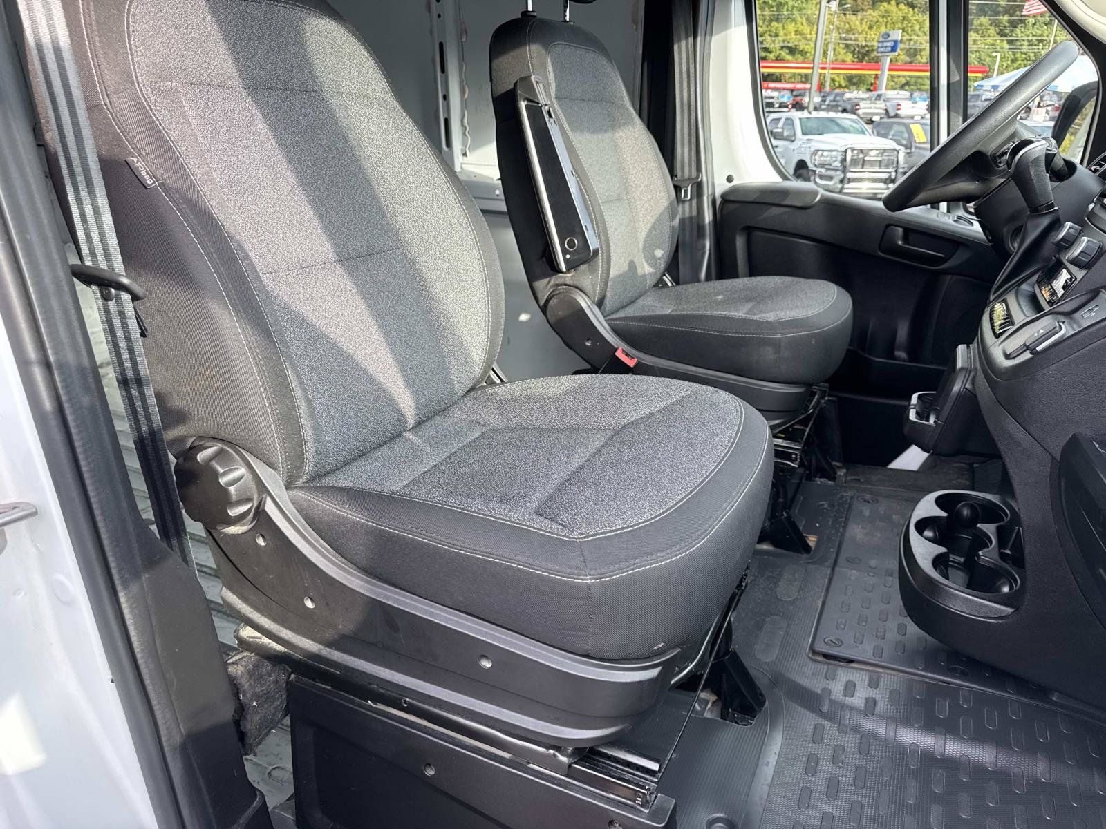 Used 2023 RAM ProMaster 2500 FWD image 19