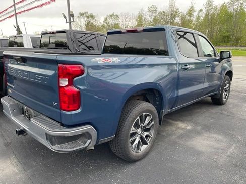 Used 2024 Chevrolet Silverado 1500 LT AWD/4WD image 7