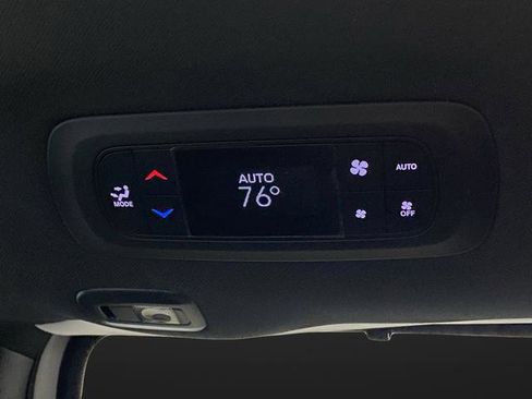 New 2026 Chrysler Pacifica Select w/ S Appearance Package FWD image 34