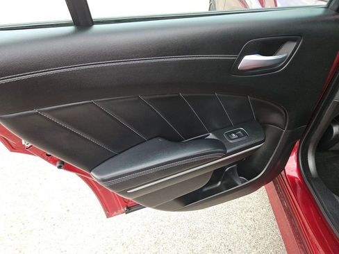 Used 2022 Dodge Charger Scat Pack w/ Plus Group RWD image 13