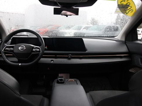 Certified 2023 Nissan Ariya FWD image 16