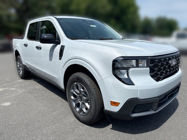 Used 2026 Ford Maverick XLT w/ XLT Luxury Package FWD image 2