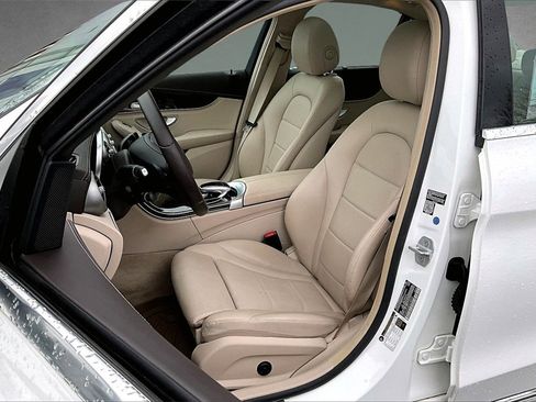 Used 2015 Mercedes-Benz C 300 4MATIC Sedan image 21