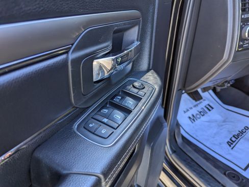 Used 2018 RAM 2500 Big Horn w/ Sport Appearance Group AWD/4WD image 11