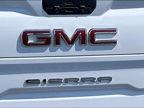 Used 2021 GMC Sierra 1500 AT4 image 25
