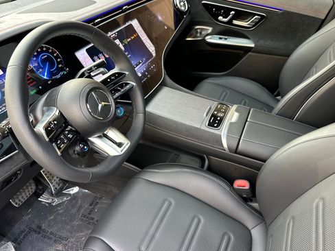 New 2025 Mercedes-Benz EQE AMG 4MATIC SUV image 19