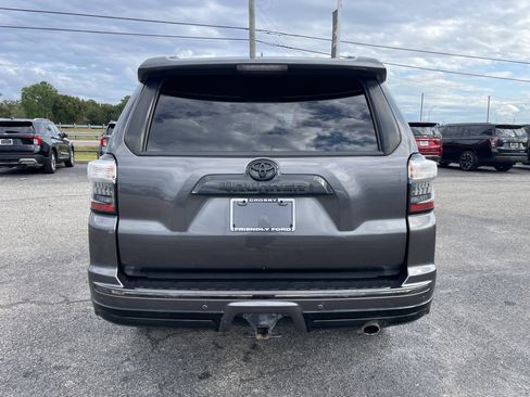 Used 2020 Toyota 4Runner Limited image 3
