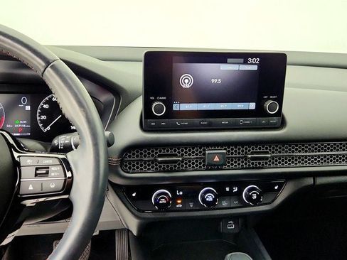 Used 2024 Honda HR-V Sport image 16