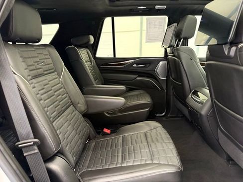 Used 2021 Cadillac Escalade Sport Platinum AWD/4WD image 29