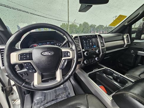 Used 2019 Ford F250 Platinum w/ Platinum Ultimate Package AWD/4WD image 10