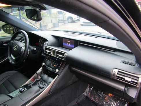 Used 2014 Lexus IS 350 image 11