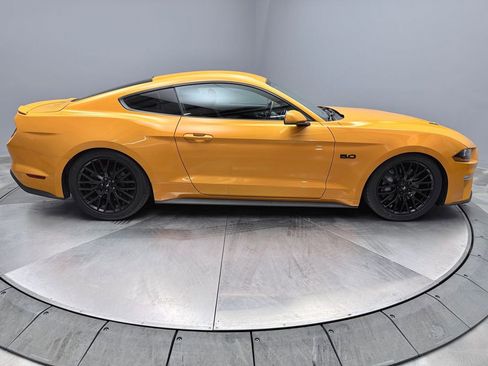 Used 2018 Ford Mustang GT image 4