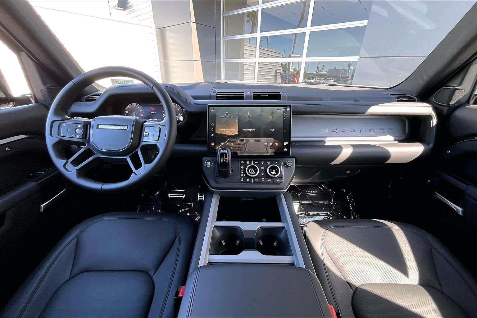 New 2026 Land Rover Defender 90 V8 AWD/4WD image 5