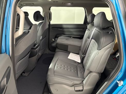 New 2026 Kia EV9 Wind AWD/4WD image 28