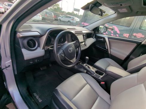 Used 2016 Toyota RAV4 Limited AWD/4WD image 7