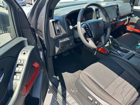 New 2025 Nissan Frontier Pro-X w/ Tow Package RWD image 6