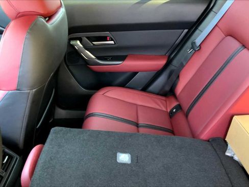 Used 2025 MAZDA CX-50 AWD 2.5 Hybrid w/ Weather Package image 16