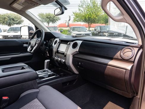 Used 2016 Toyota Tundra SR5 w/ TRD Off Road Package AWD/4WD image 32