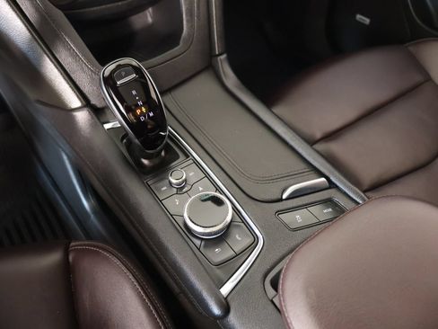 Used 2022 Cadillac XT6 Premium Luxury w/ LPO, Radiant Package AWD/4WD image 8