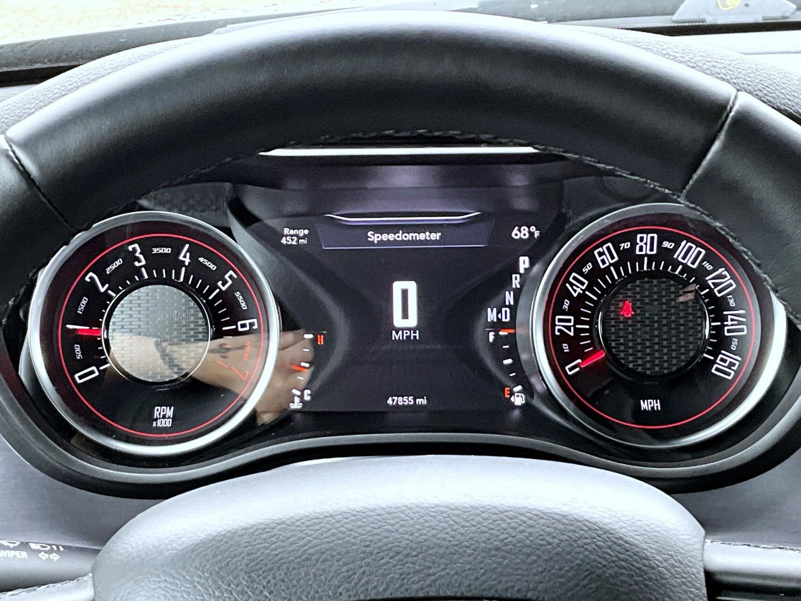 Used 2018 Dodge Challenger SXT RWD image 12