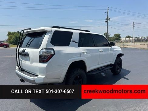 Used 2022 Toyota 4Runner TRD Off-Road Premium AWD/4WD image 4