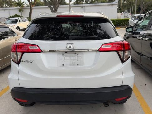 Used 2022 Honda HR-V EX image 8