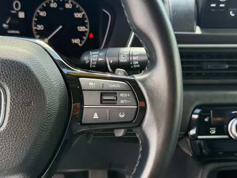 Used 2025 Honda Pilot EX-L image 20