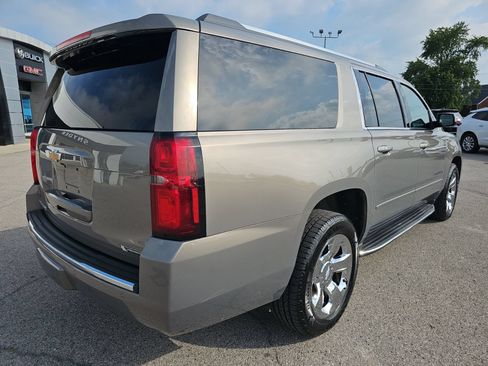 Used 2017 Chevrolet Suburban Premier AWD/4WD image 8
