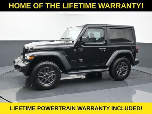 Used 2024 Jeep Wrangler Sport S image 3
