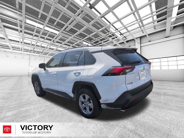 Certified 2025 Toyota RAV4 LE AWD/4WD image 7